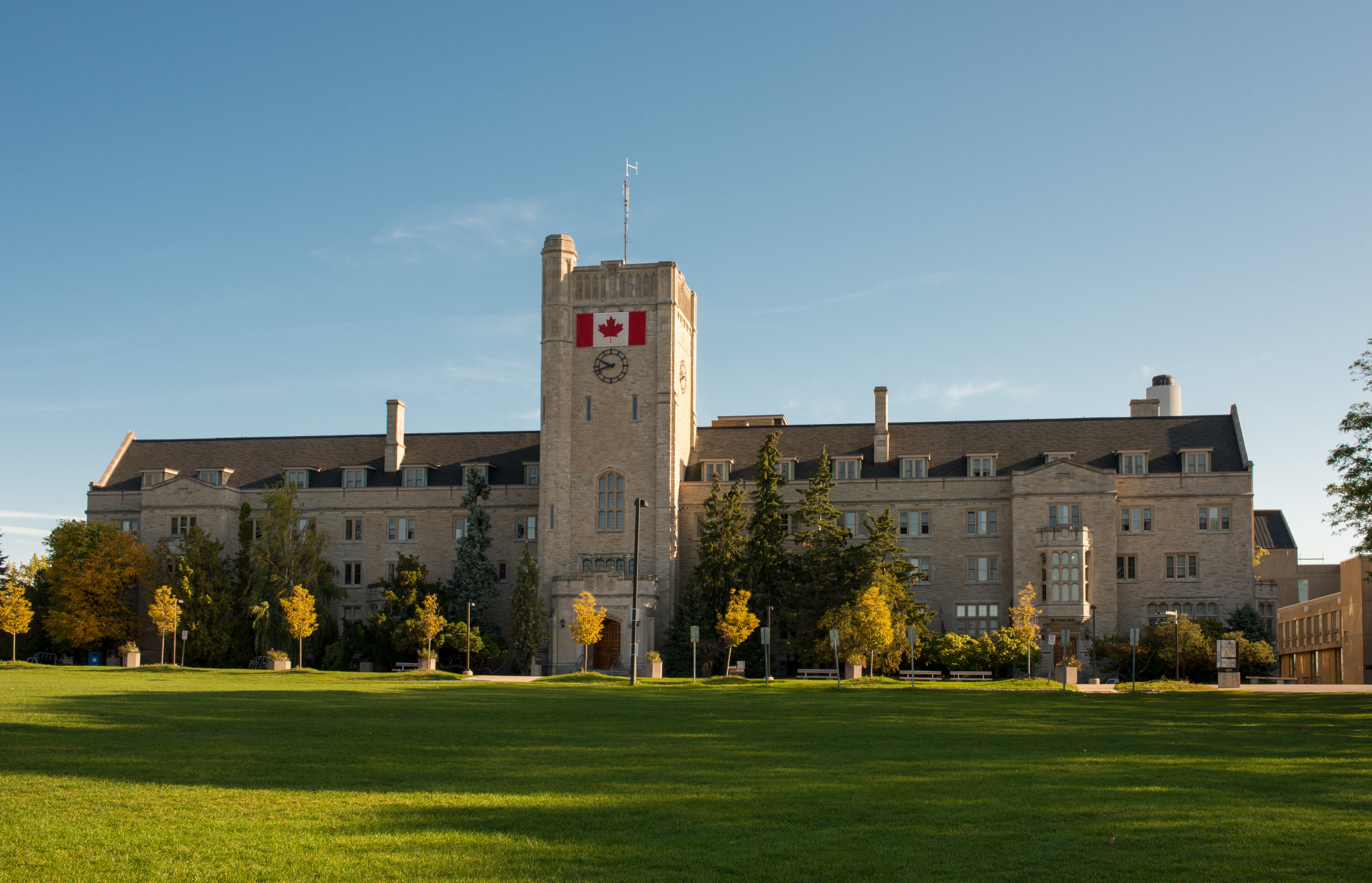 iStock - University of Guelf - cropped